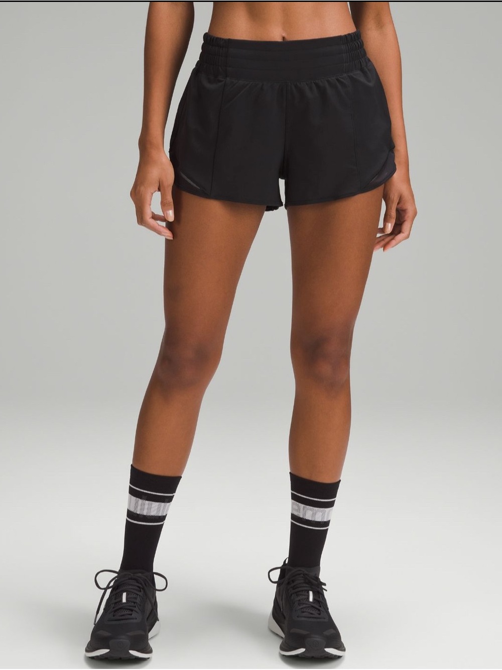 Lululemon Hotty Hot High-Rise Lined Short 2.5"
